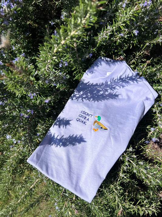 Shirt - I don’t give a Quak - im Lavendelfeld