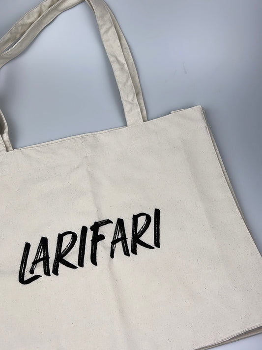 Tasche - maximal LARIFARI